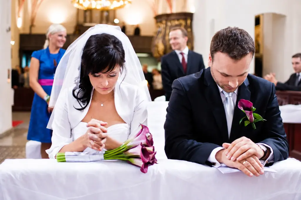 Dorota i Darek – Modlitwa pary młodej przy ołtarzu