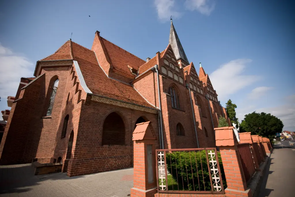 Ewa i Bartek – reportaż ślubny, zdjęcie 24 z 43